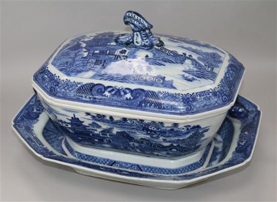 A Chinese blue and white large tureen, cover and a similar dish, Qian Lung period